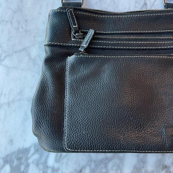 Roots Premium Black Leather Bag - Picture 2 of 11